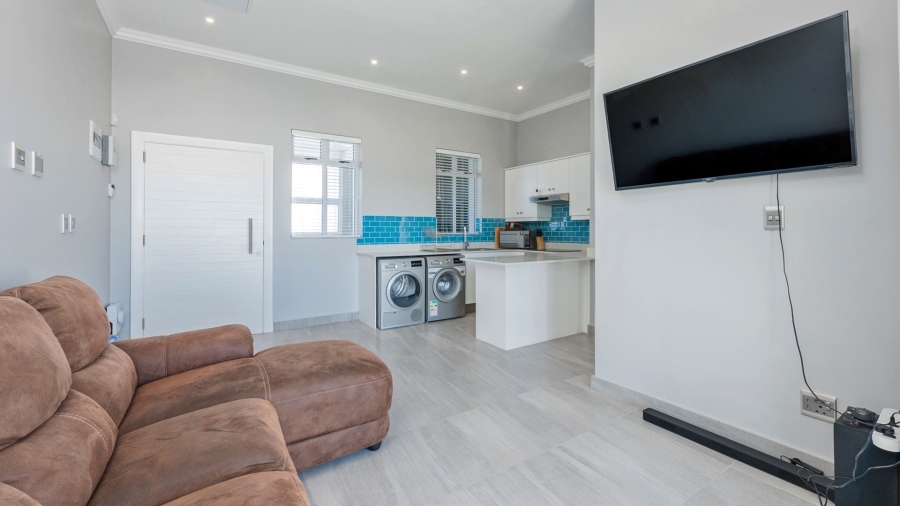 2 Bedroom Property for Sale in Struisbaai Western Cape